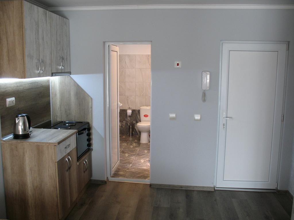 Leon Rent Studio 8 Apartment Veliko Tarnovo Luaran gambar