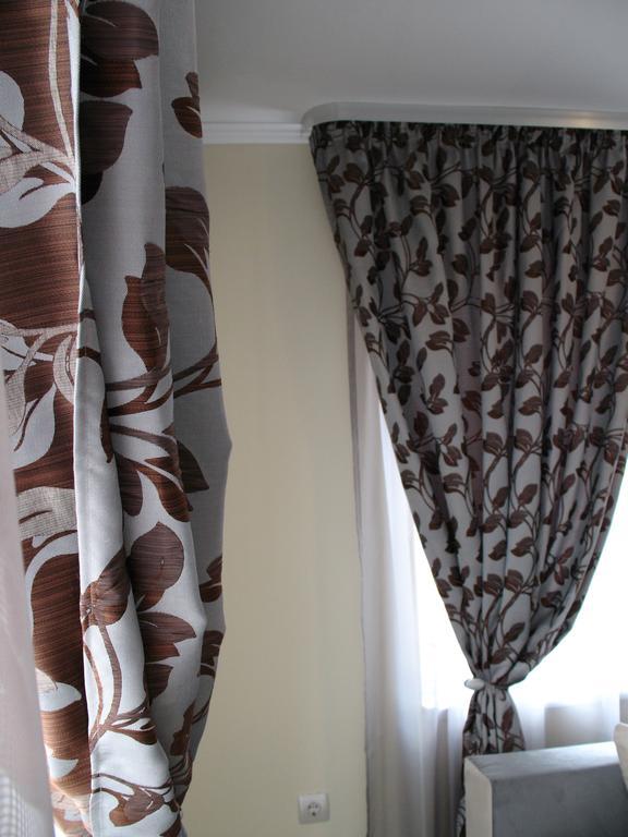 Leon Rent Studio 8 Apartment Veliko Tarnovo Luaran gambar